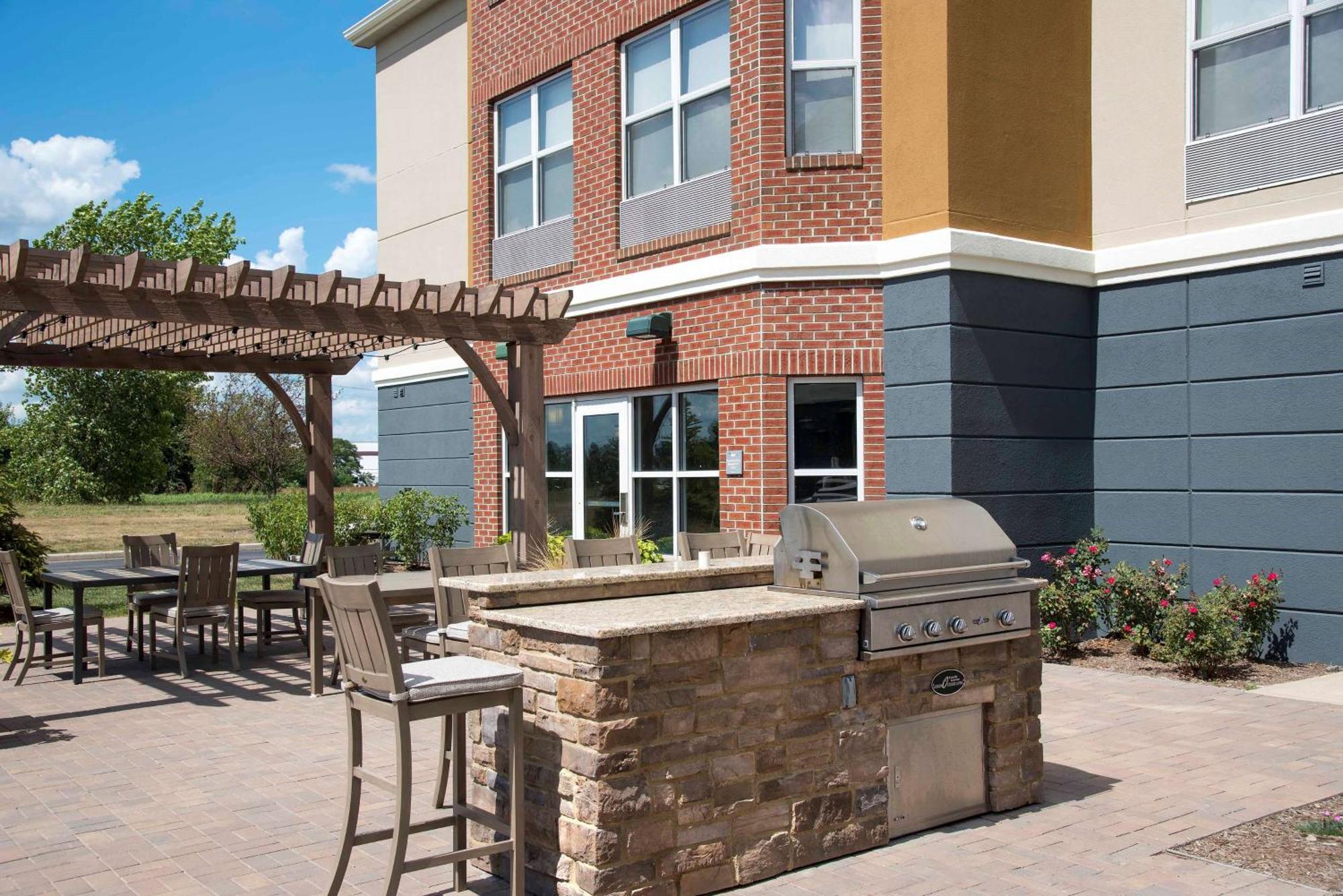 Homewood Suites By Hilton Indianapolis Airport / Plainfield Eksteriør billede