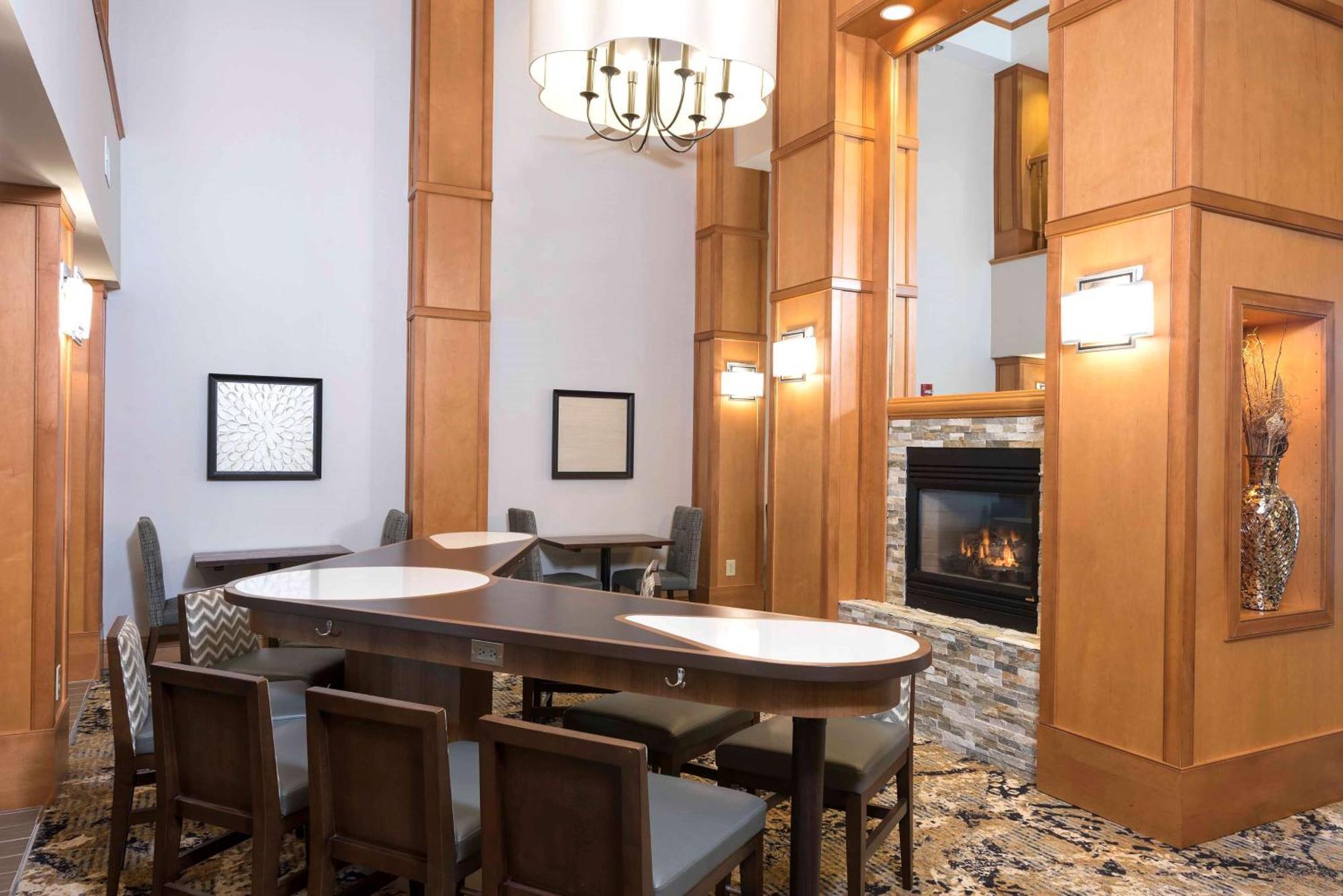 Homewood Suites By Hilton Indianapolis Airport / Plainfield Eksteriør billede