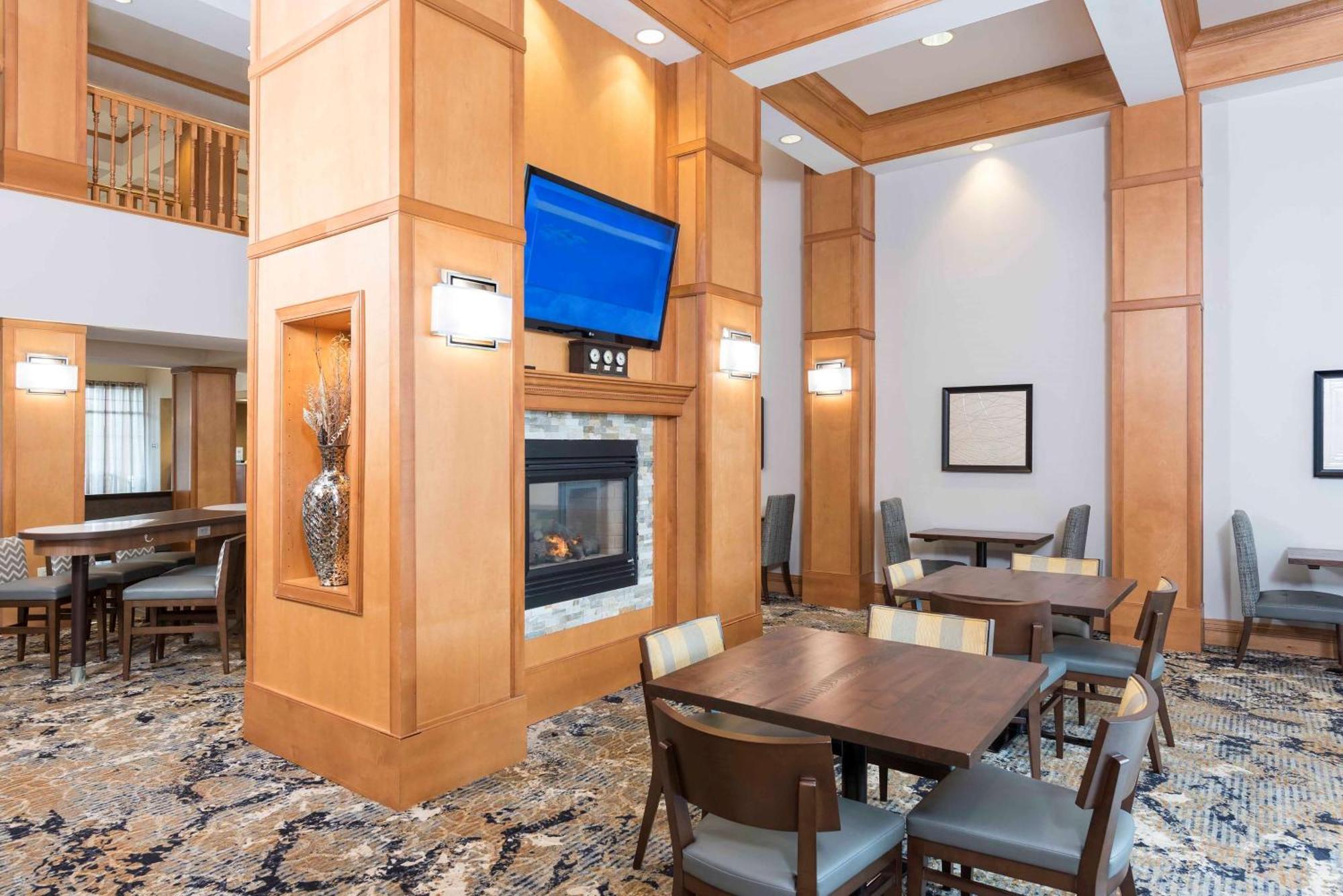 Homewood Suites By Hilton Indianapolis Airport / Plainfield Eksteriør billede